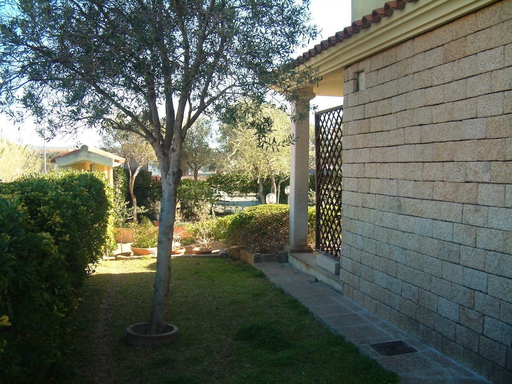 Photo 33