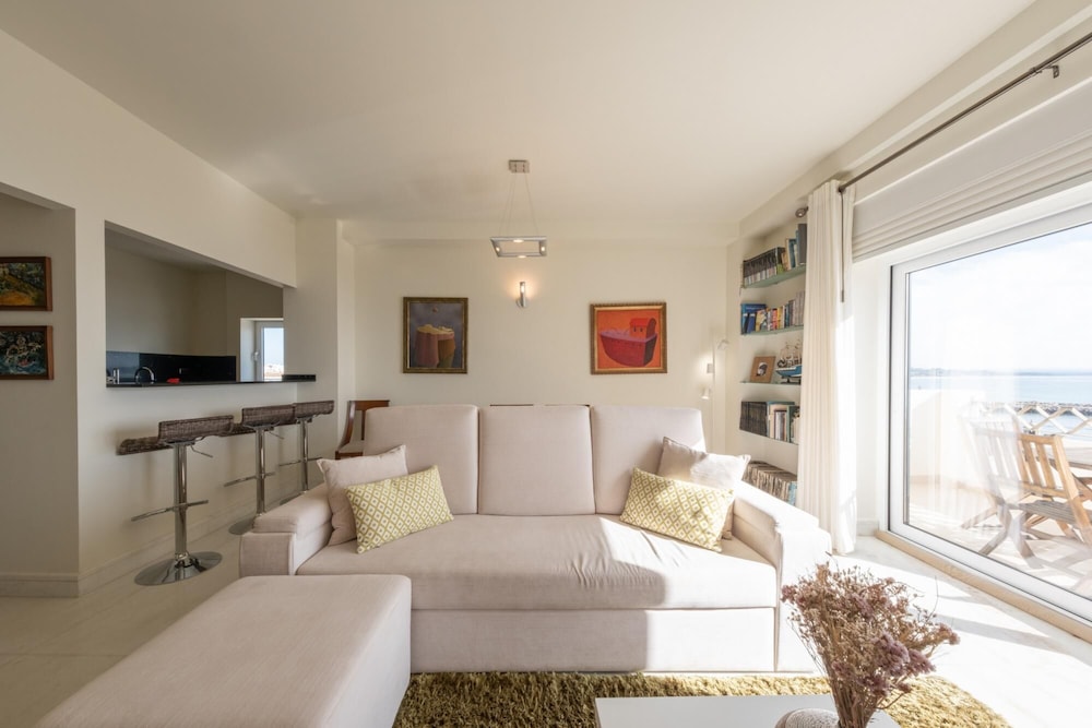 Apartment High-speed Internet A C 50m From Beach Sea View Rlag71 view 2