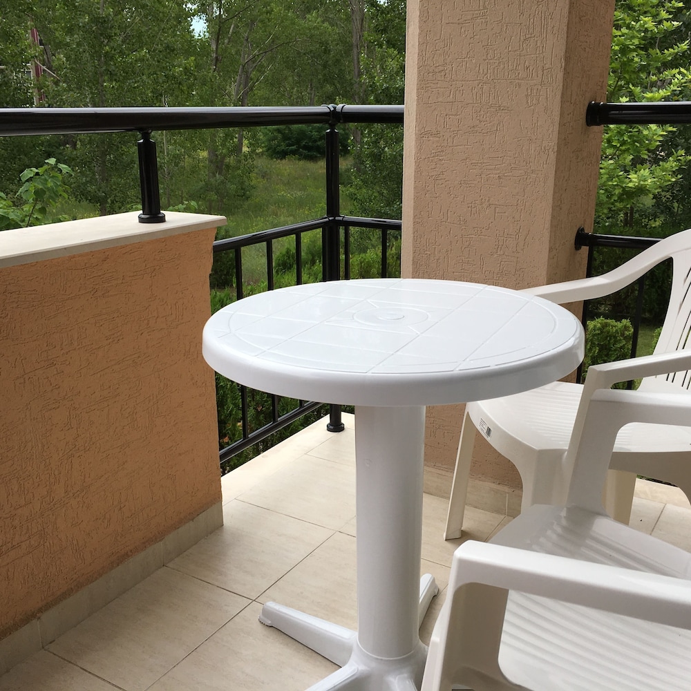 VIP Zone Apartments