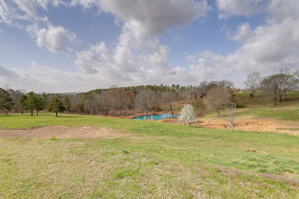 366 Shared Acres, Lake Access: Ozark Getaway!