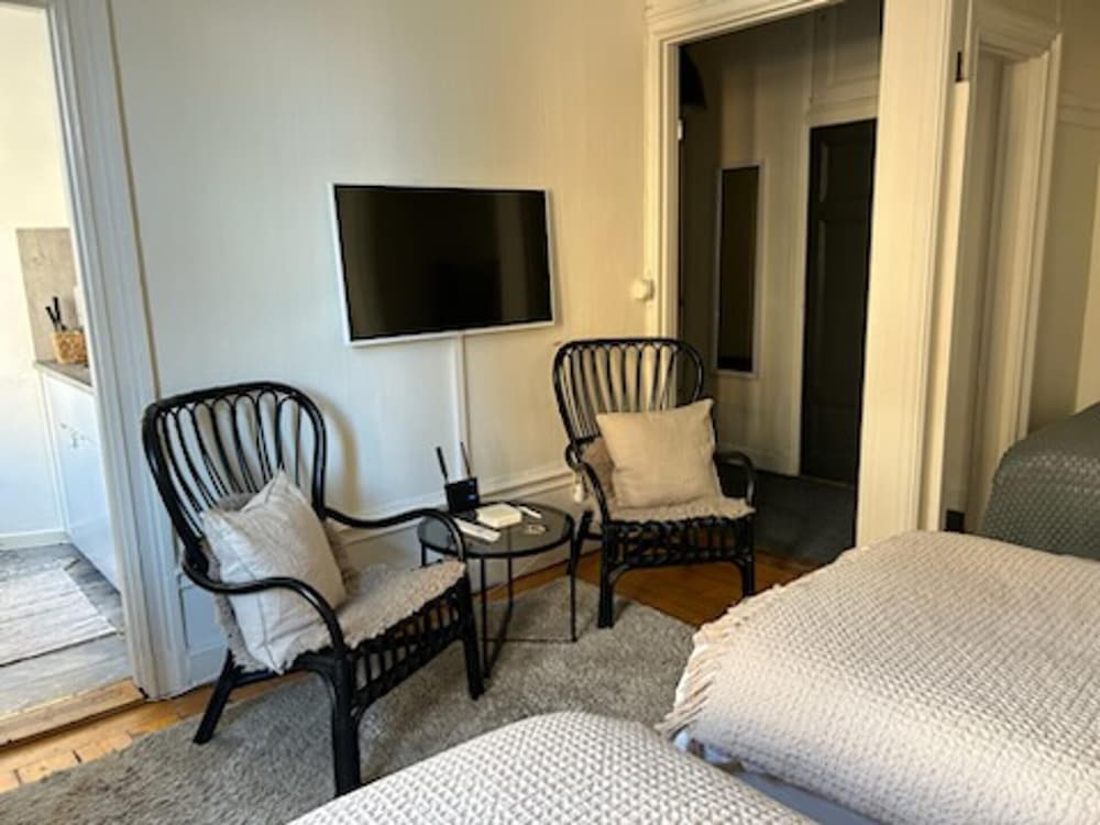 Stockholm Loft Haven 3 Beds in a 1-bedroom Gem view 3