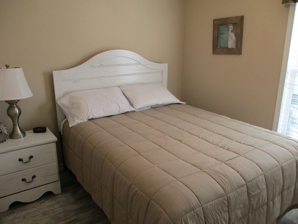 Horseshoe Cove RV Resort