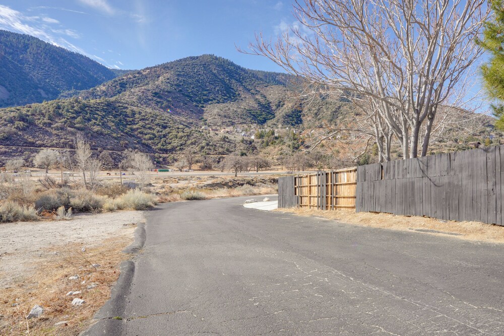Hike & Explore: Studio Stay in Frazier Park
