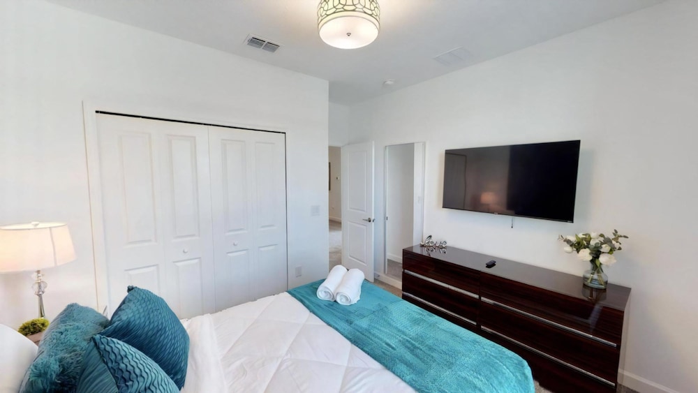 Adventure And Beautiful At Storey Lake - 6Br 5Ba