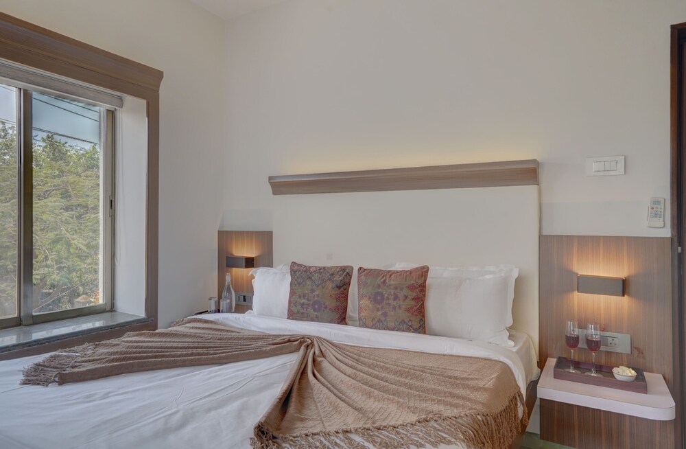 Alaya Stays Adarsh Villa 3 BHK