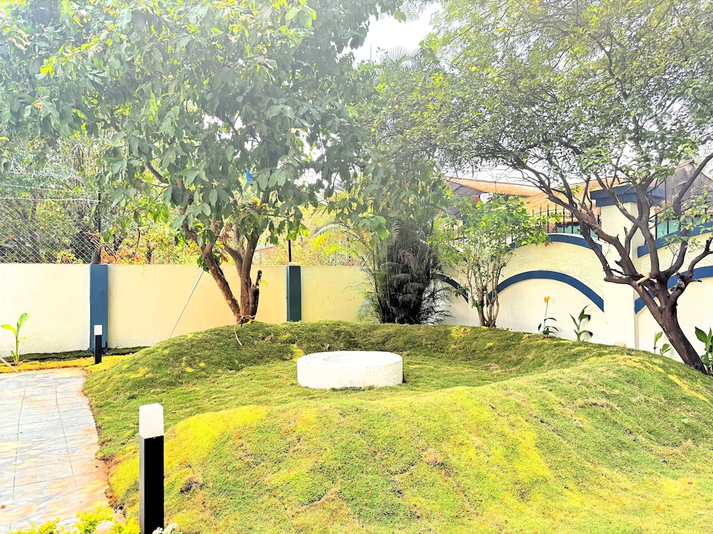 Anand Mansion