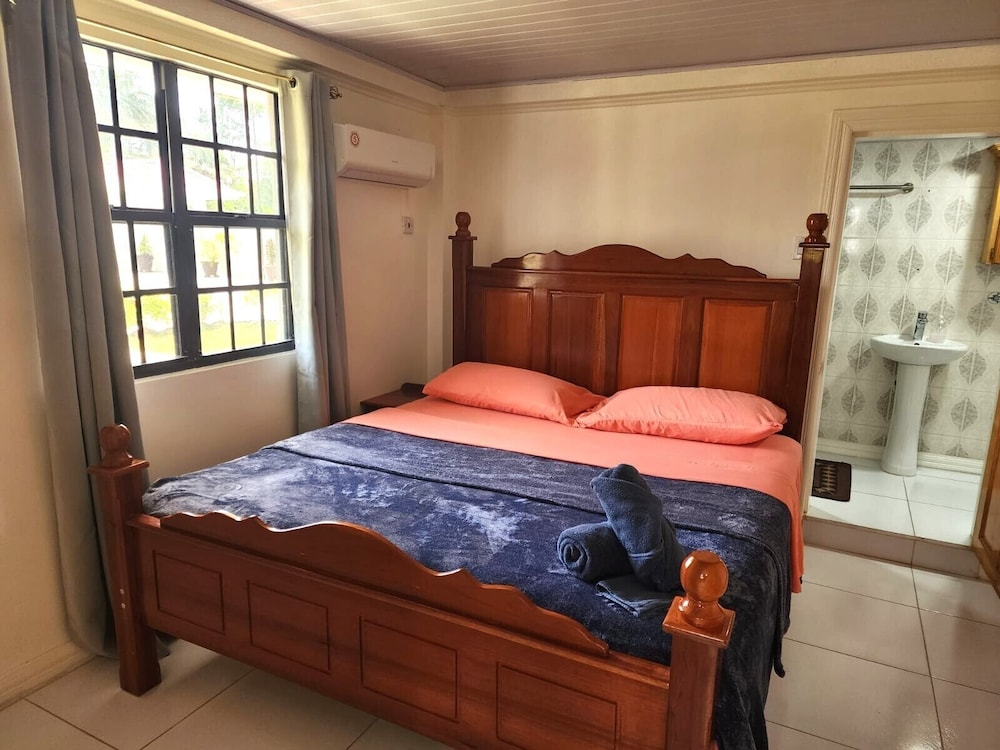 Ideal Executive Suites