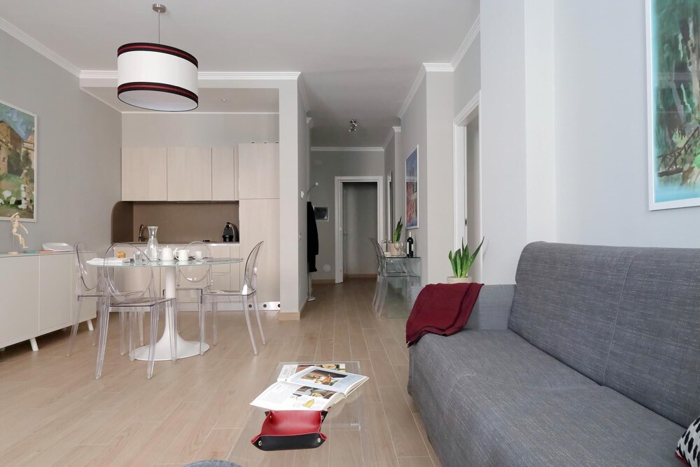 T2 Piazzetta Margutta T2 - My Extra Home