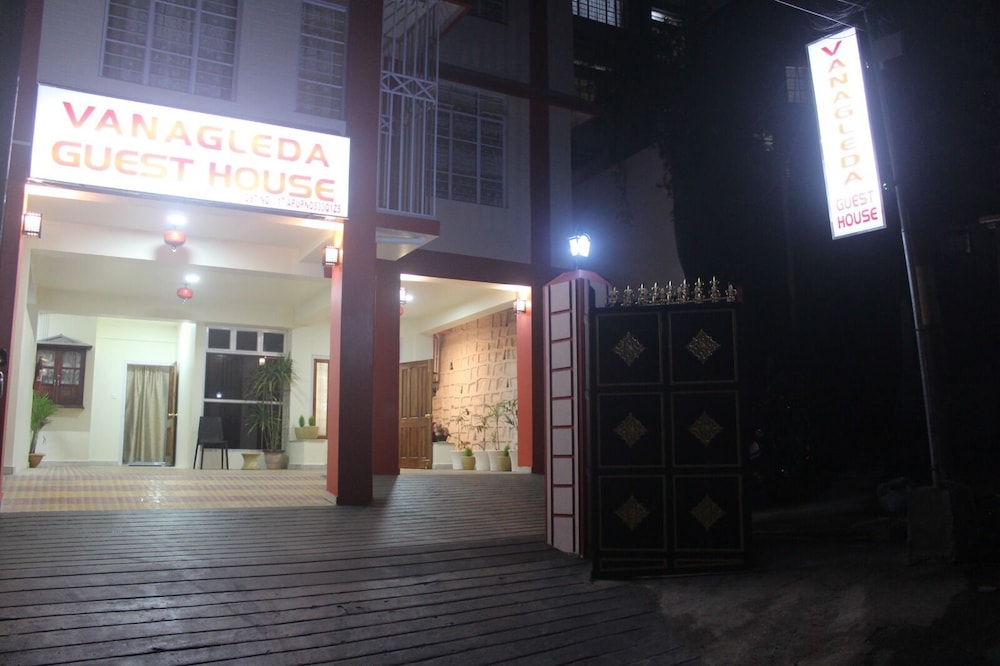 Photo 13