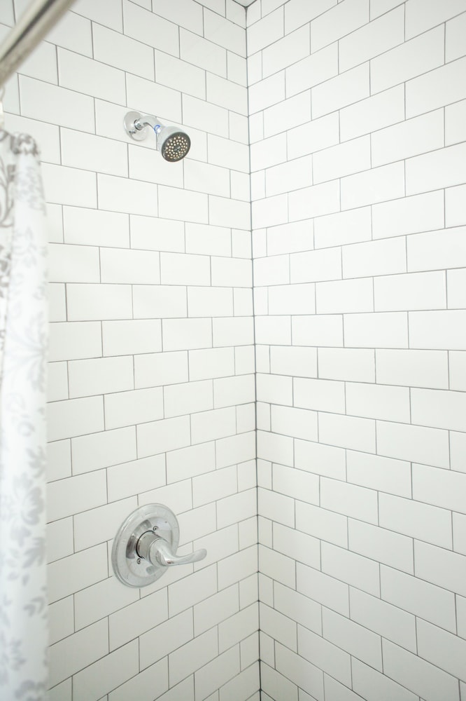 11th Avenue Hostel