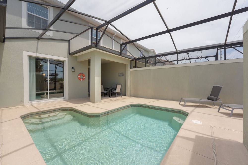 Relax Near Disney 4BR Home With Pool