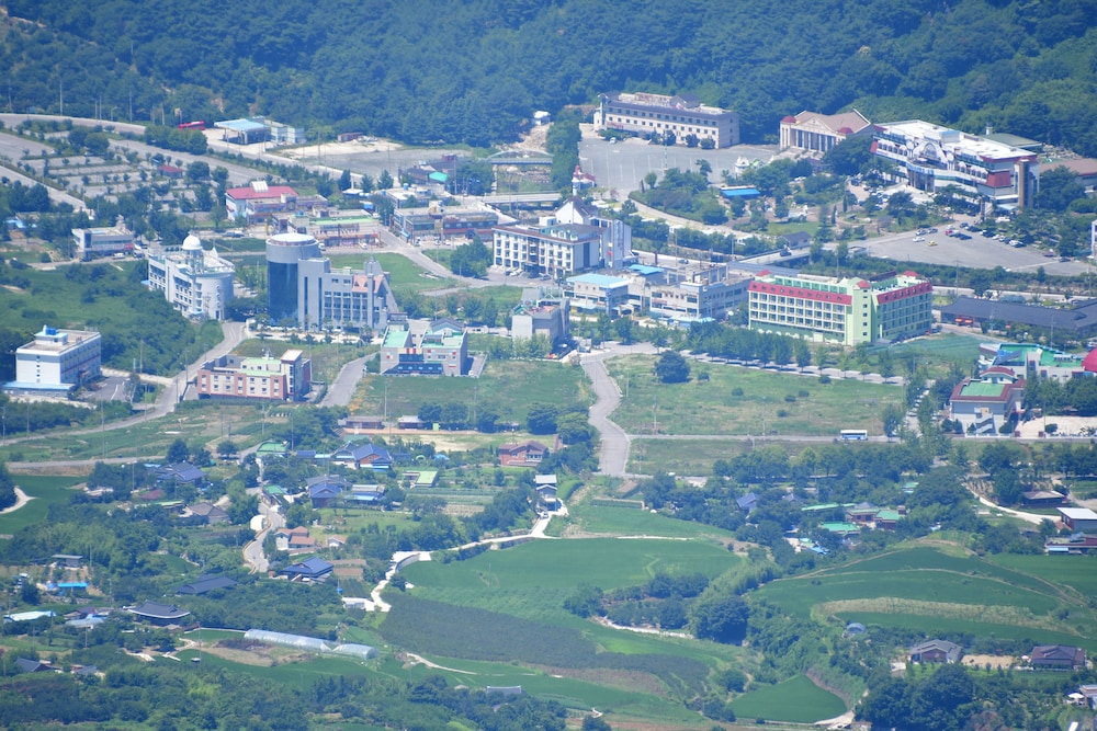 Nogodan Guesthouse & Hotel