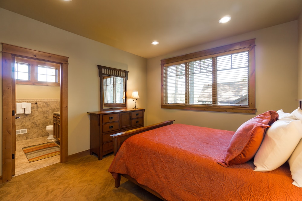 12th Manor in Suncadia