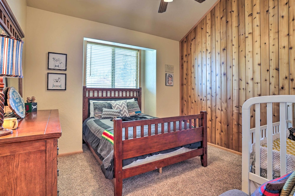 Walk to Ski Lift: Gem w/ Hot Tub in Big Bear Lake view 2