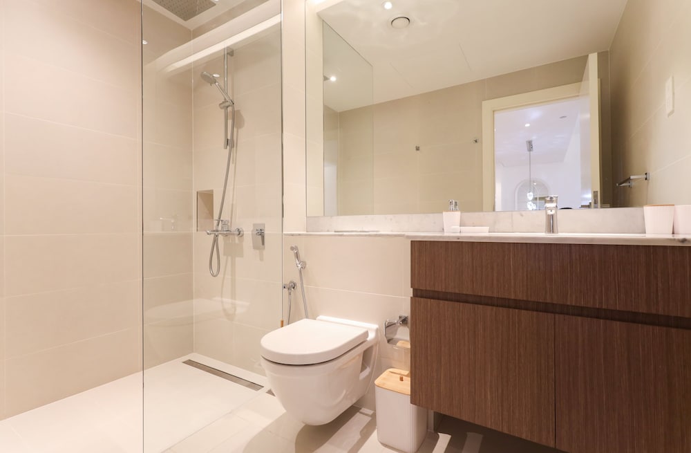 Elite LUX Holiday Homes - 1bhk Beachside Retreat at Port De La Mer Dubai