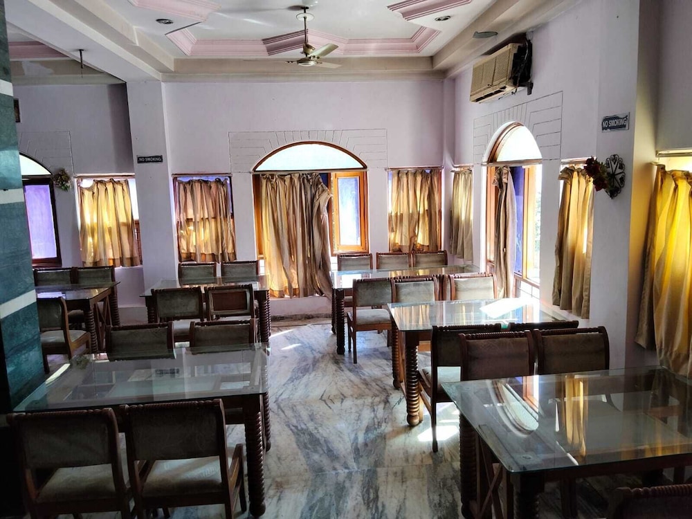 Mangal Murti Hotels Pvt. Ltd.