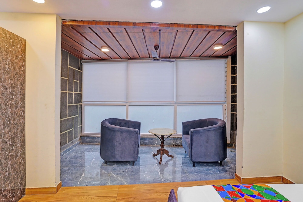 Fabhotel Havenora