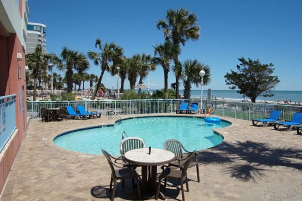 Roxanne Towers by Elliott Beach Rentals