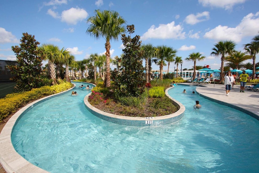 8862 Windsor at Westside - Image 2