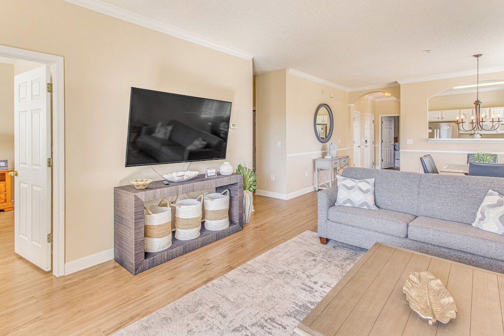 Beach Shuttle & Pool: North Myrtle Beach Condo!