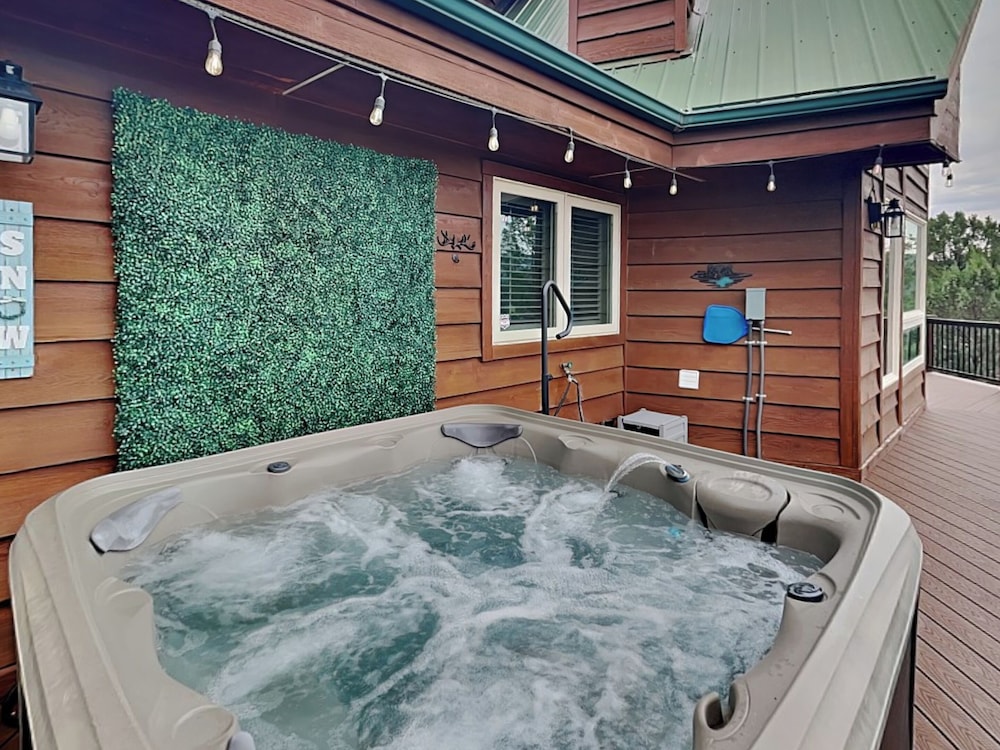Eagle's Nest by Ruidoso Vacation Rentals