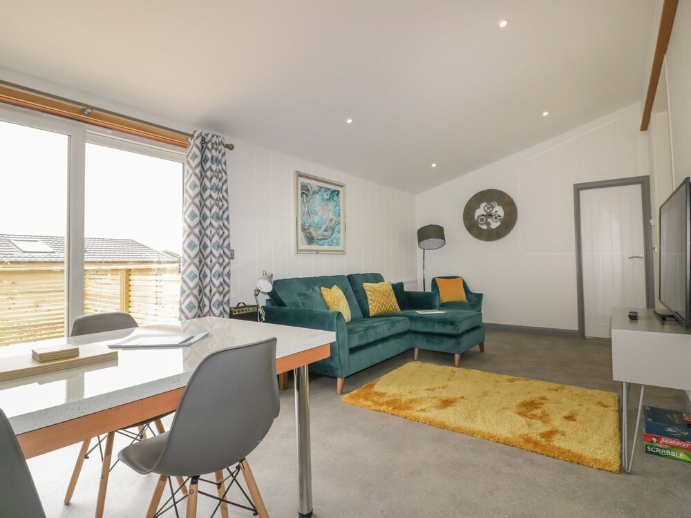18 Meadow Retreat