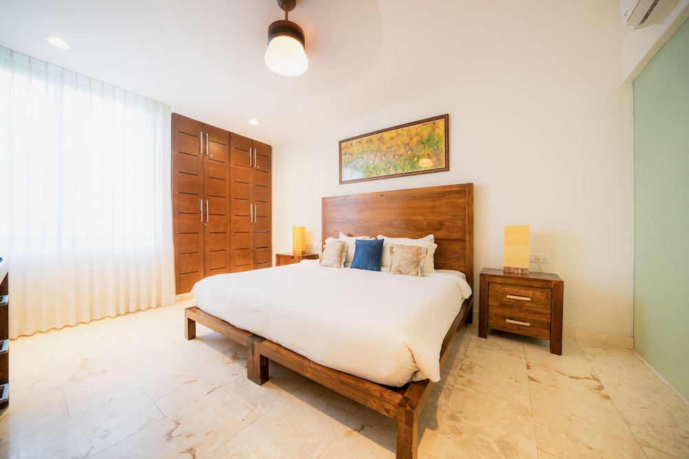 ANAH - Central Condo - 2 Bedrooms view 4