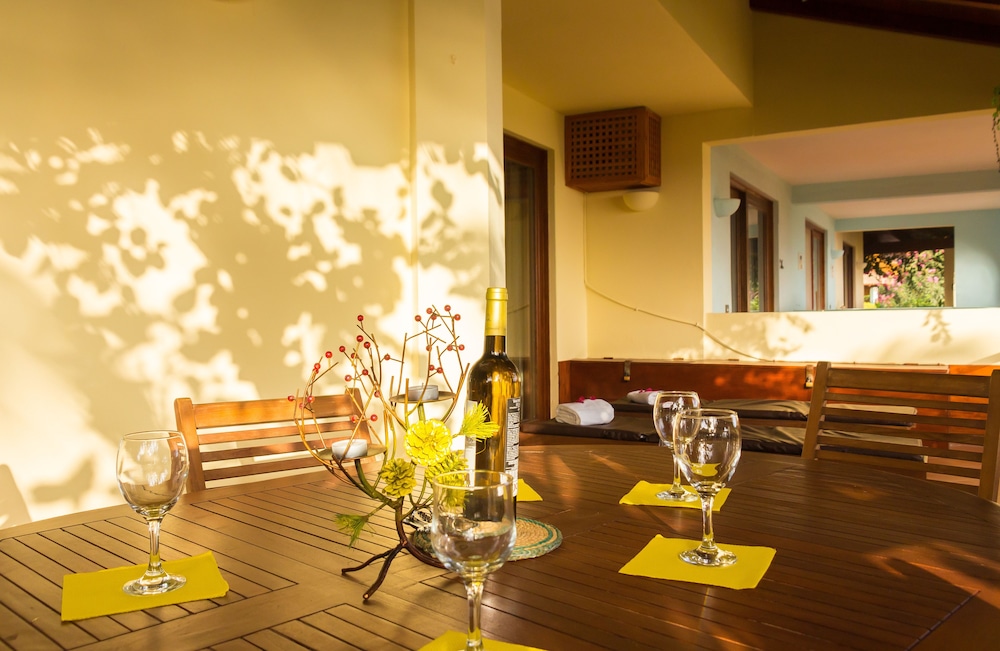 AJP Holidays - Porto Antigo 2 Beachfront Apartment