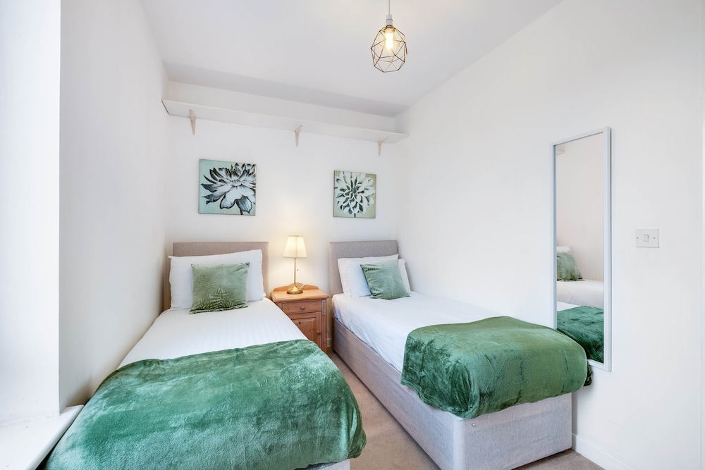 Bovet 3 Bedroom 1 Bathroom Apartment