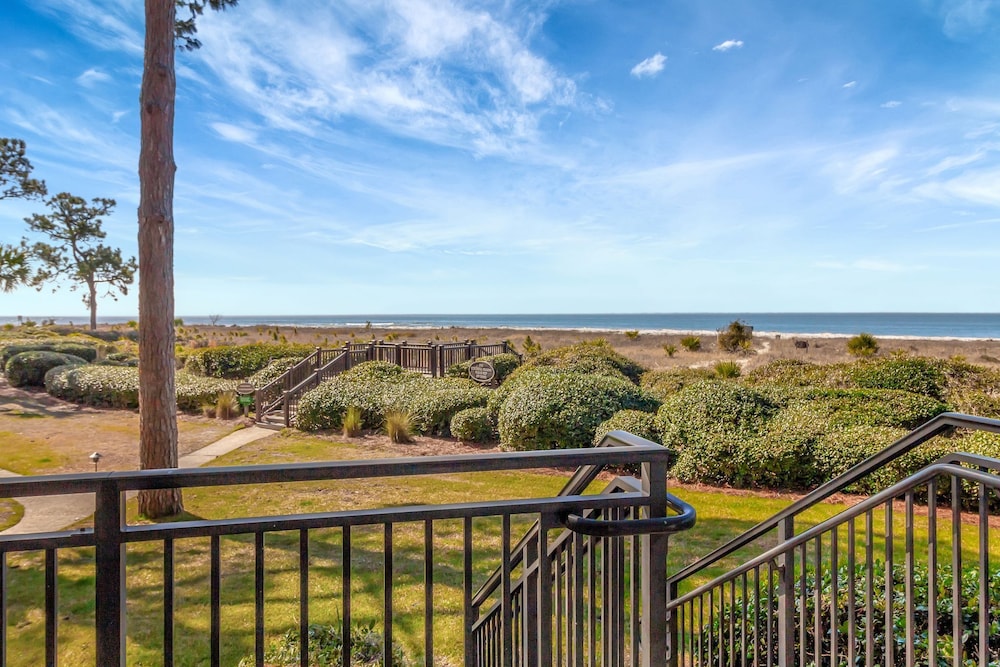 1868 Beachside Tennis at The Sea Pines Resort