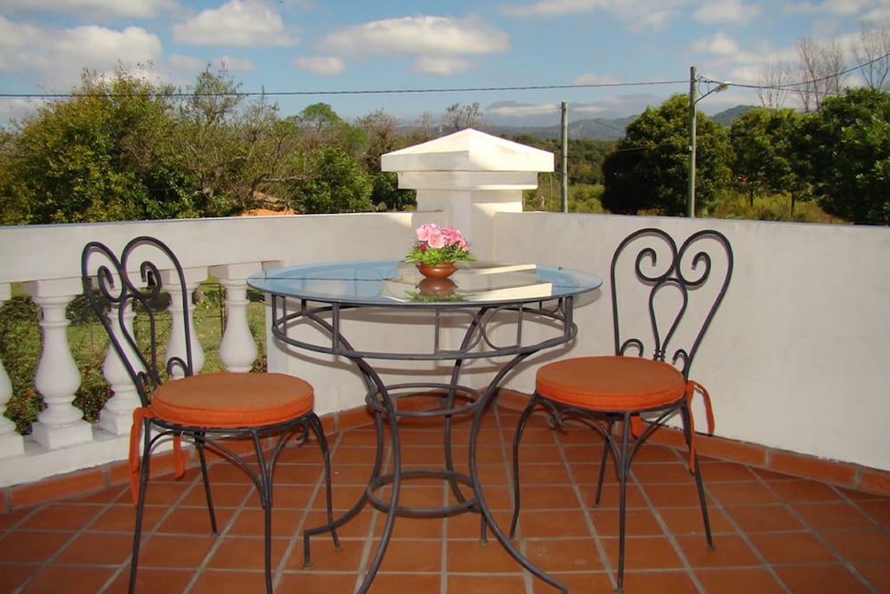 Hosteria La Caldera