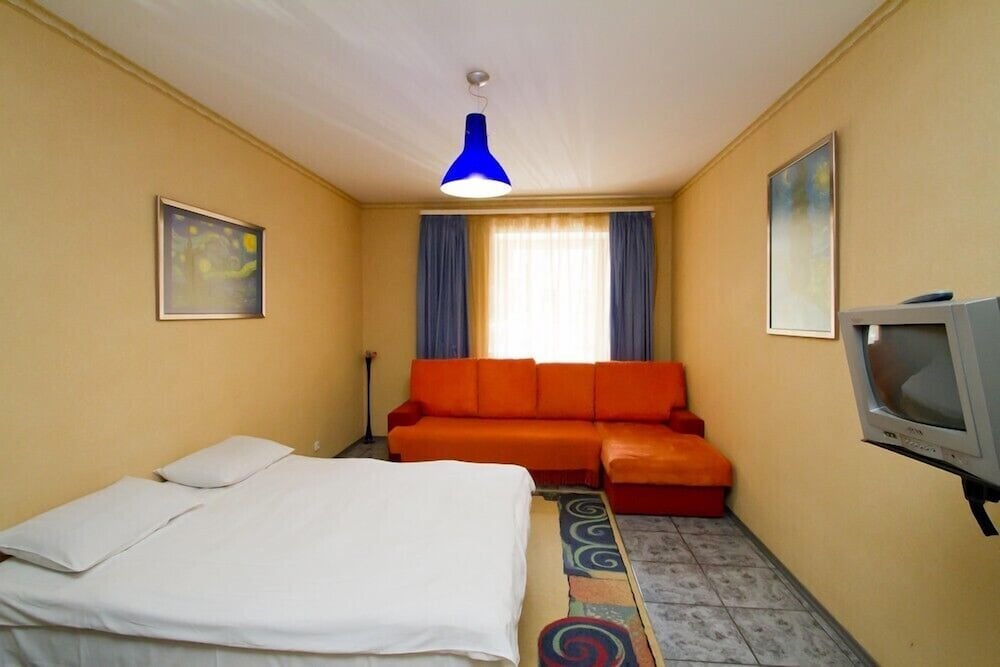 Alma Apartments