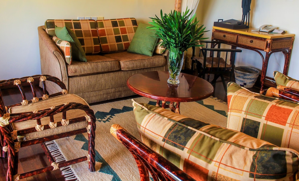 Mweya Safari Lodge