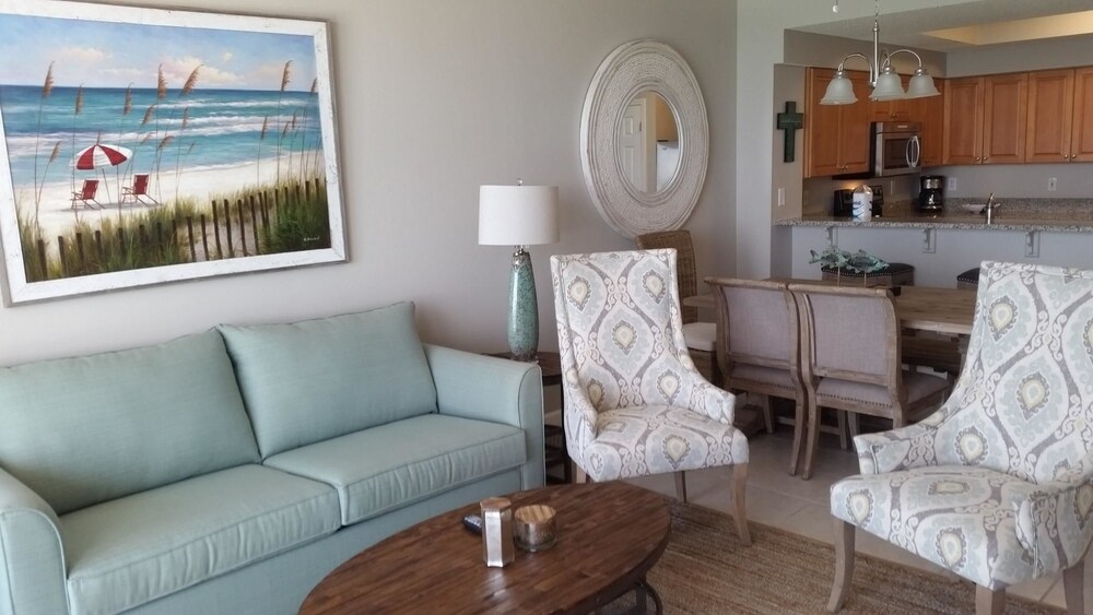 Majestic Sun Condos by Crystal Waters