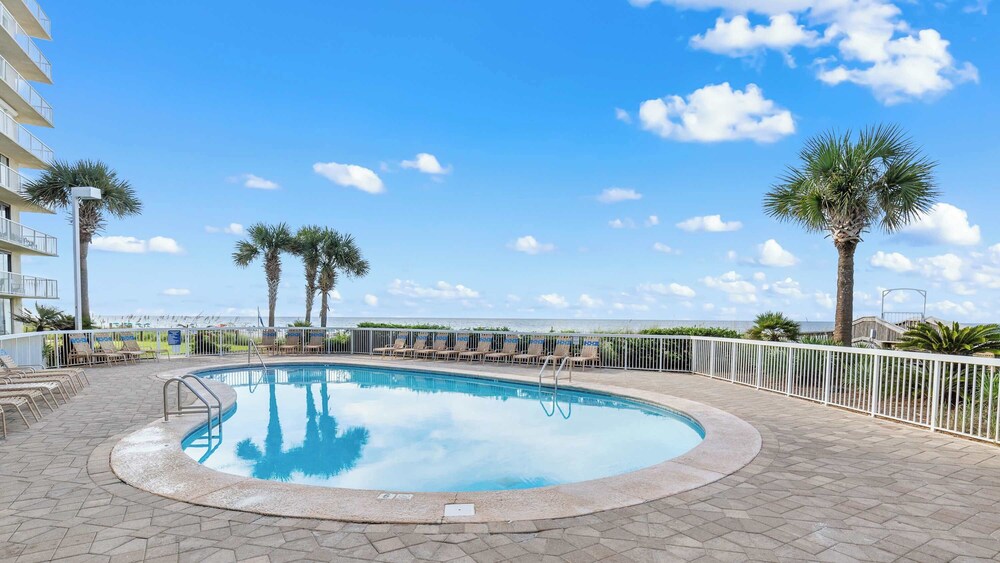 Seaside Beach & Racquet Club 1115