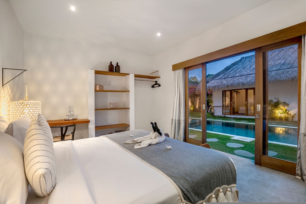 House of Bagera by Alfred in Bali - Tropical Family Dream Villa in Seminyak Oberoi Beach Bali