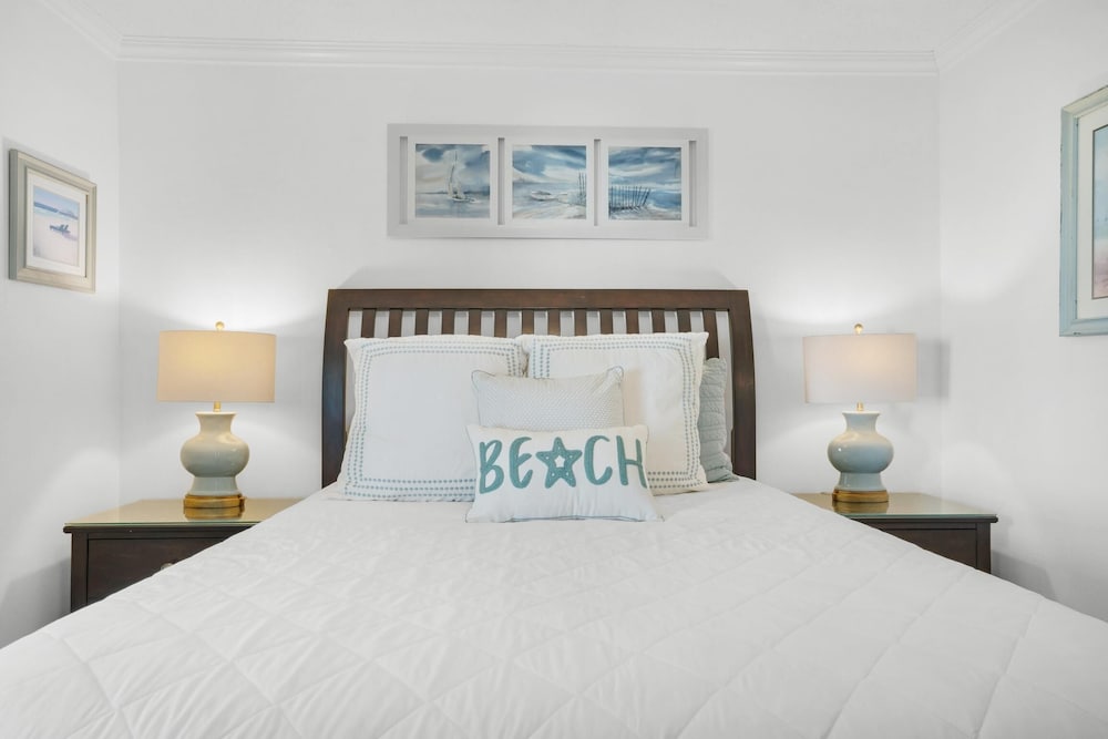 Sandprints B3 - Miramar Sands