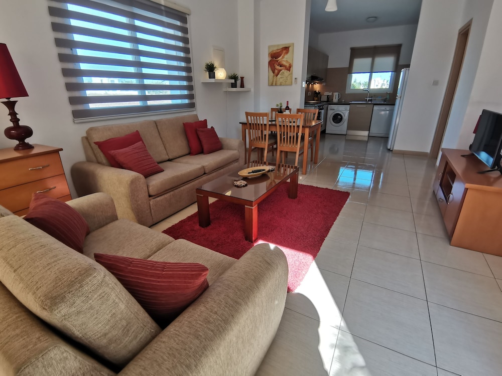 Kristina Villa - Private Pool Wifi and BBQ