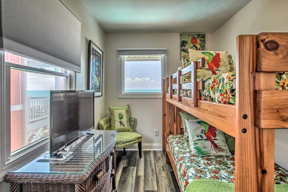 Coastal Retreat w/ Hot Tub: Steps to Beach! view 4