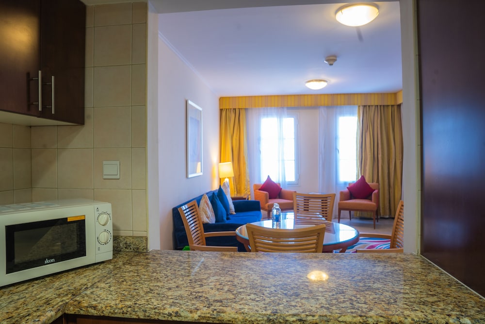 Millennium Lakeview Residence photo 5