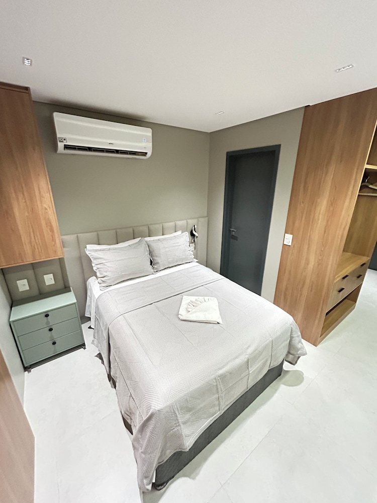 Melhores Flats - Luxuoso beira-mar