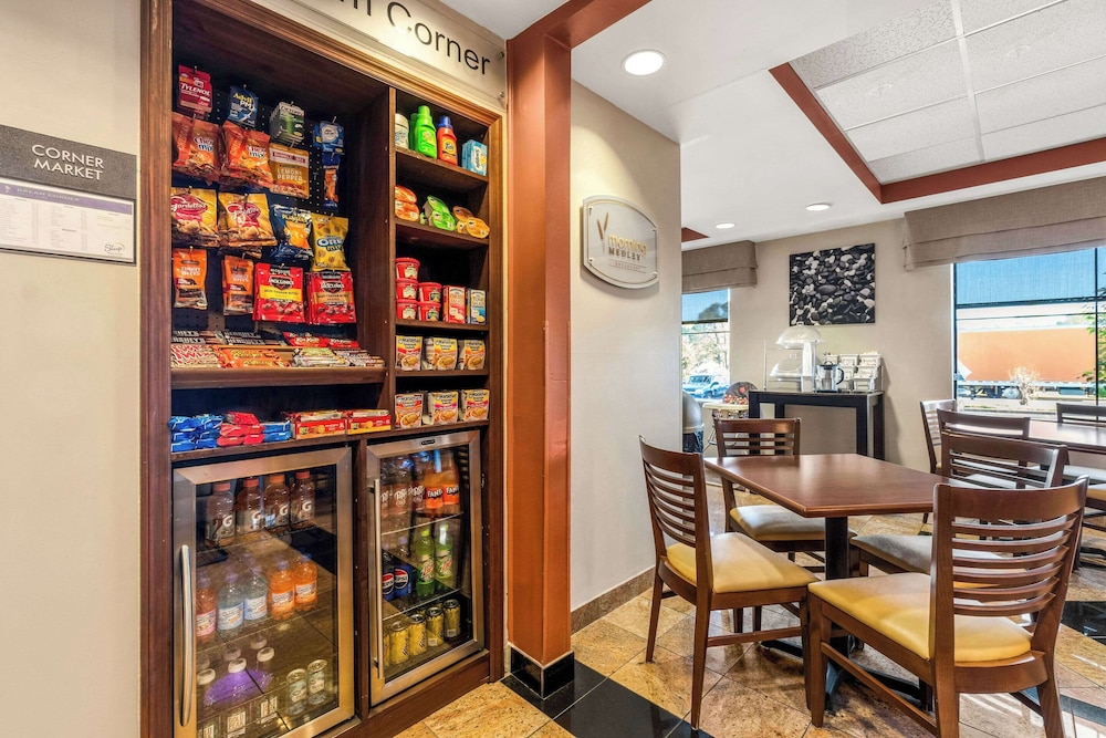 Dyersburg Vacations - Sleep Inn  Suites Dyersburg I-155 - Property Image 1