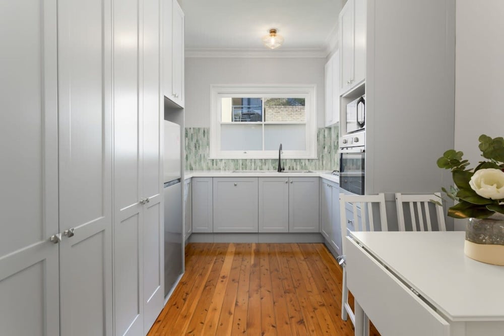 Coastal Living Just Metres From Coogee Beach