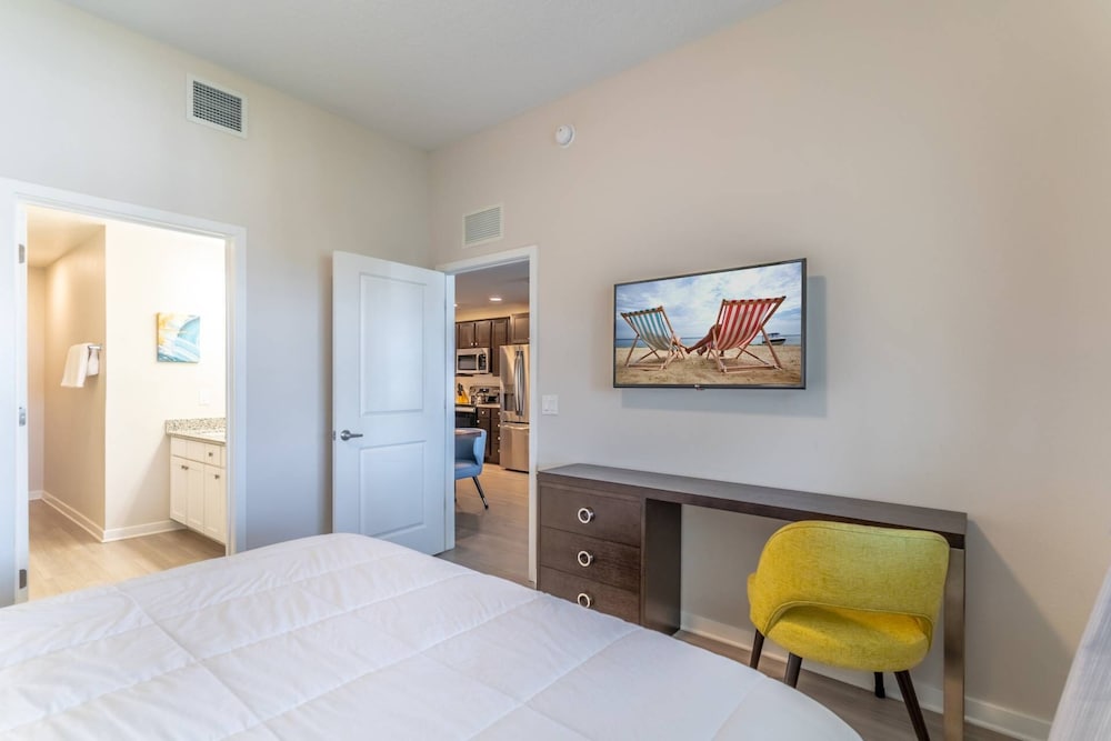 4012 Vista Cay