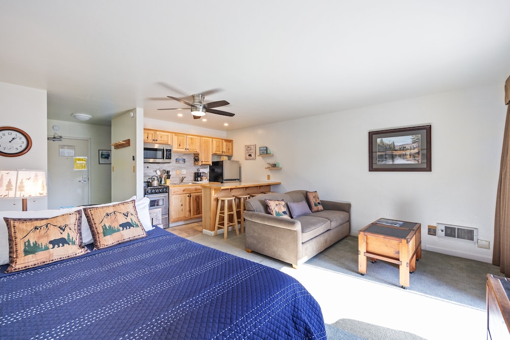 223 Bldg B Condo