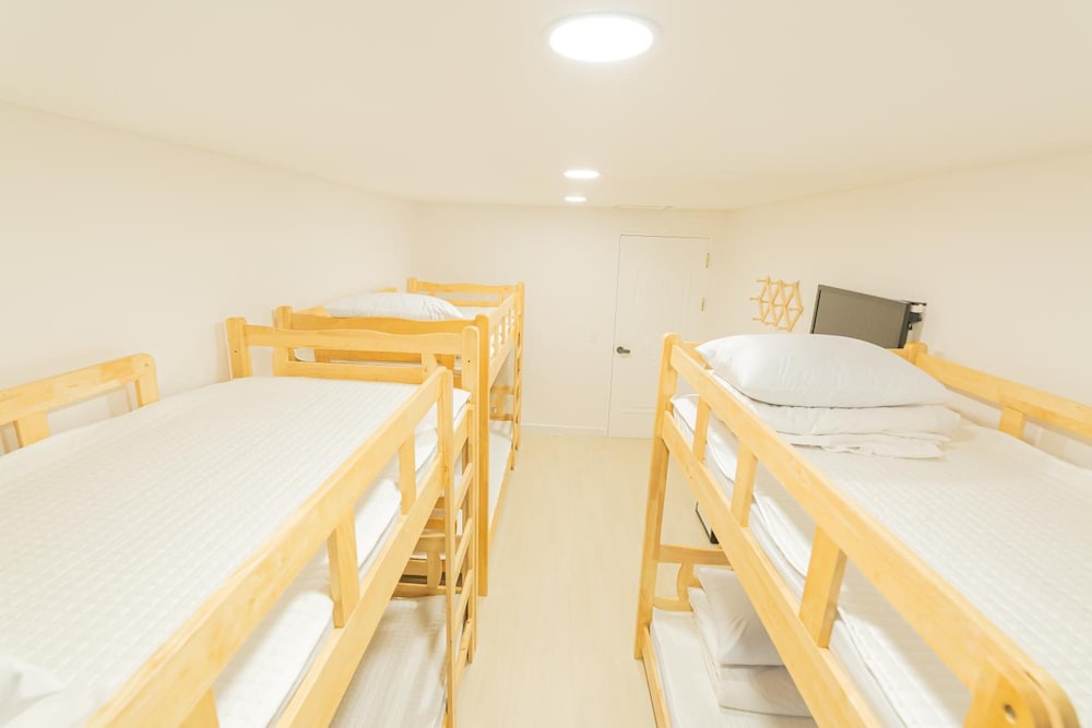 James Blue Guesthouse
