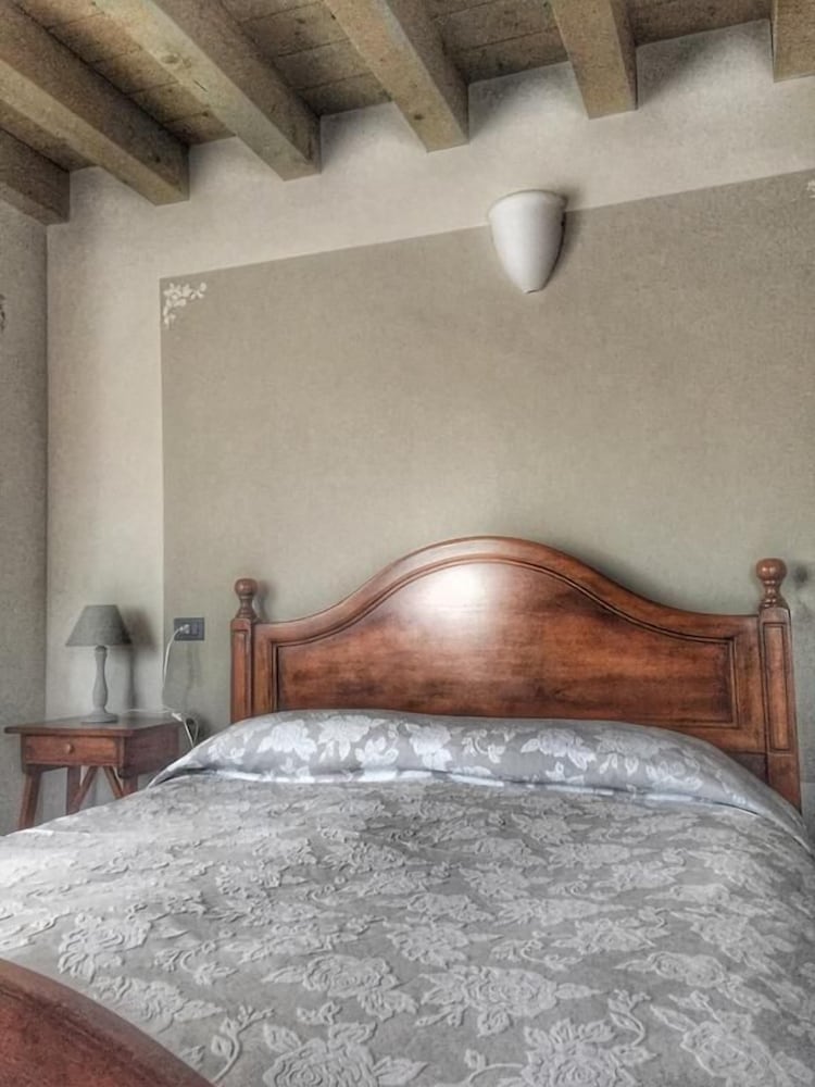 Agriturismo Borgo Tecla