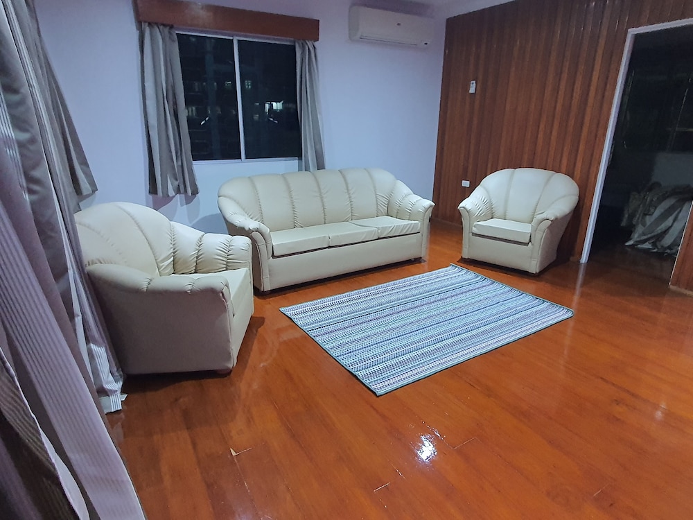 Axis Apartments