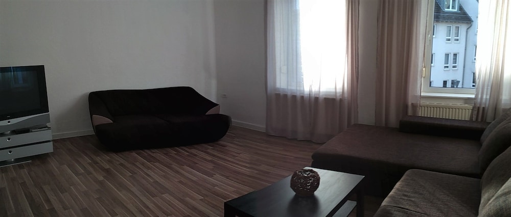 100 m2 - 3 room apartment