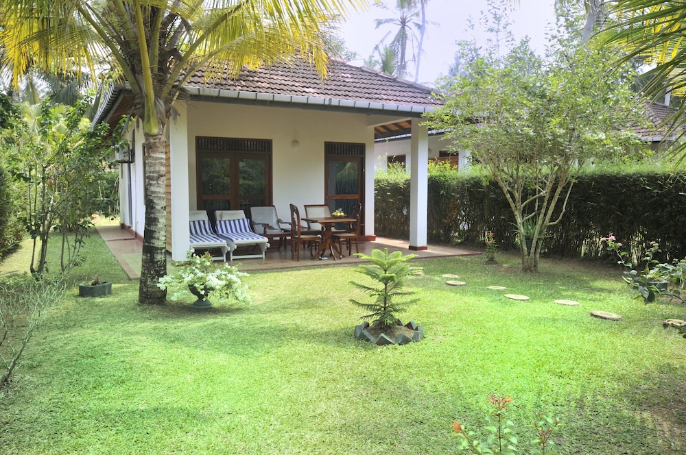 Hotel Dalmanuta Gardens - Image 1